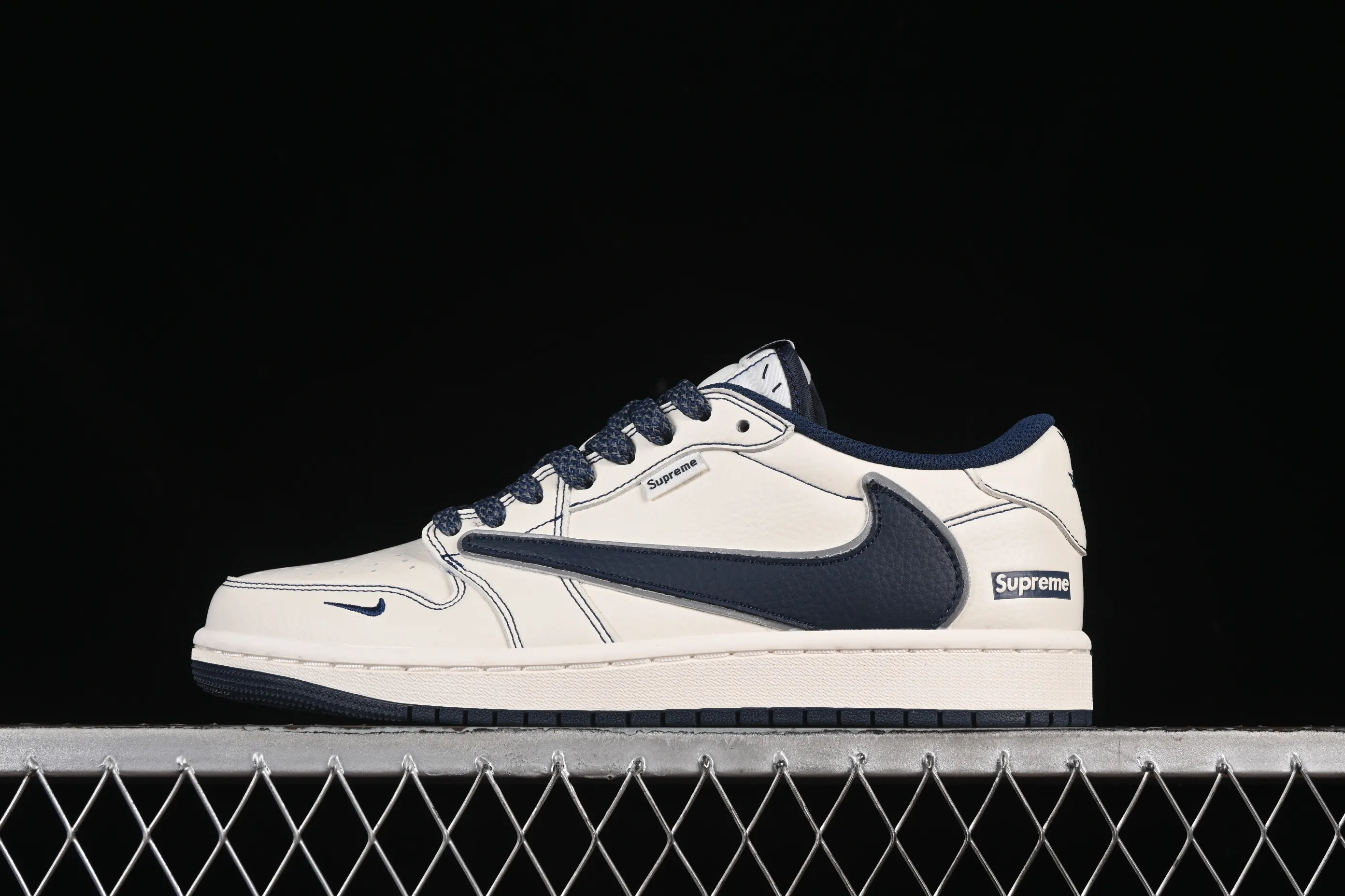 All categories Air Jordan Jordan series basketball shoes Air Jordan 1 Low high-end customized low-top sneakers Travis Scott x Fragment Design x Air Jordan 1 Low OG SP AJ1 joint model low-top cultural casual sneakers DH0223-355